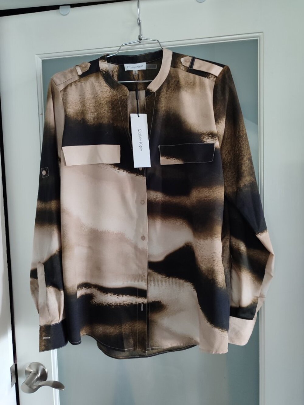 Calvin Klein NWT Abstract Print Long Sleeve Blouse Size M